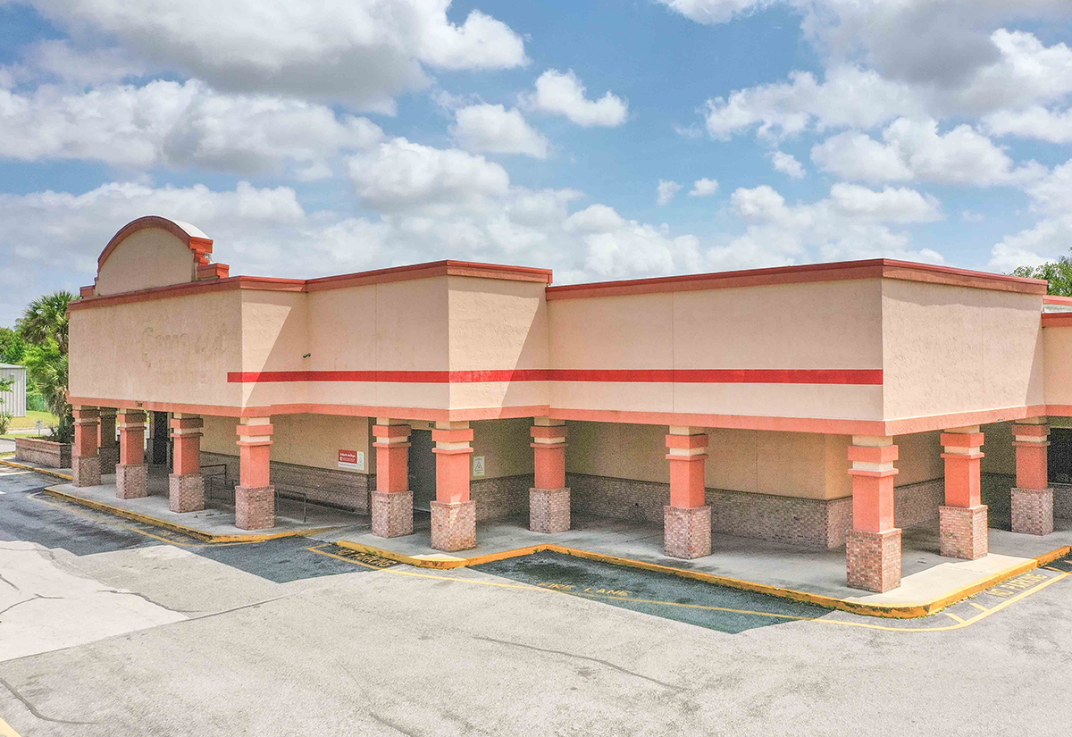 Edgewood Avenue Shopping Center, former bank branch sold